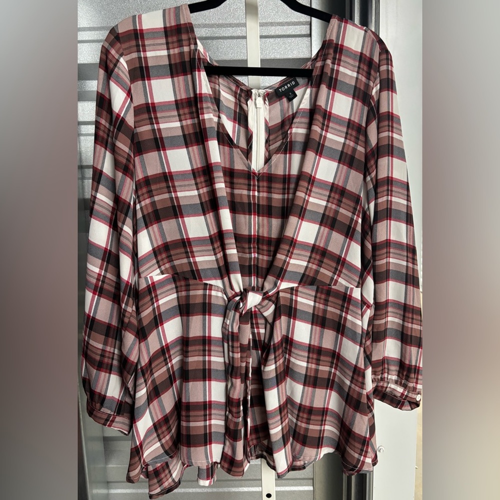 Torrid top